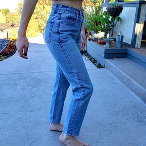 Guess ? Jeans Vintage waist size 28 Acid Wash Light Blue